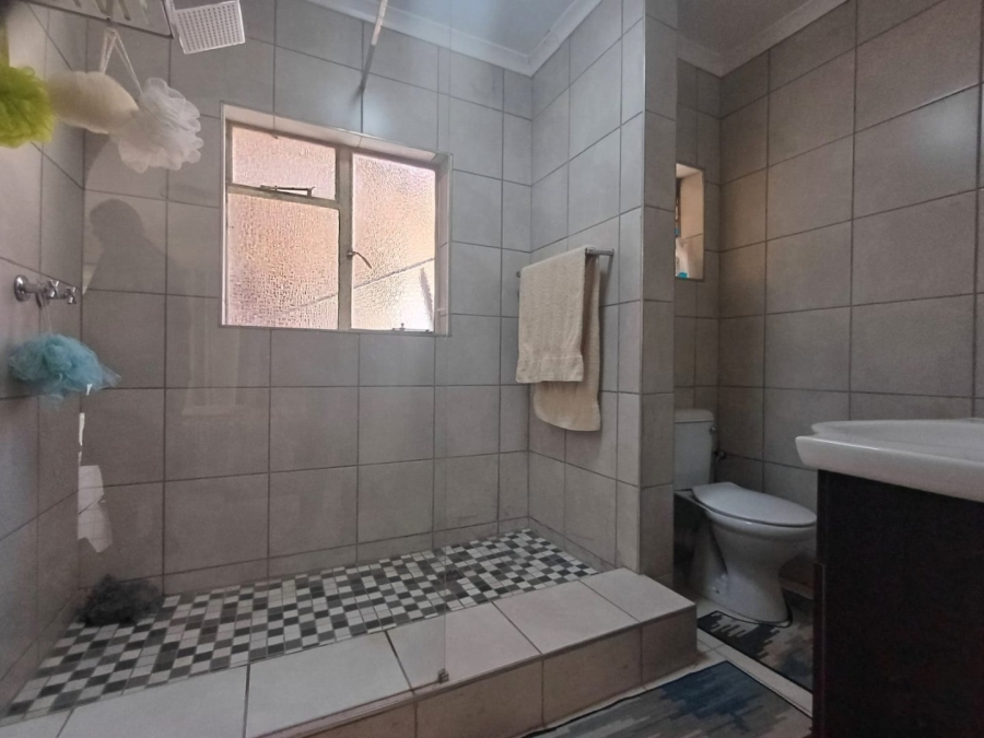 3 Bedroom Property for Sale in Vaal Park North West